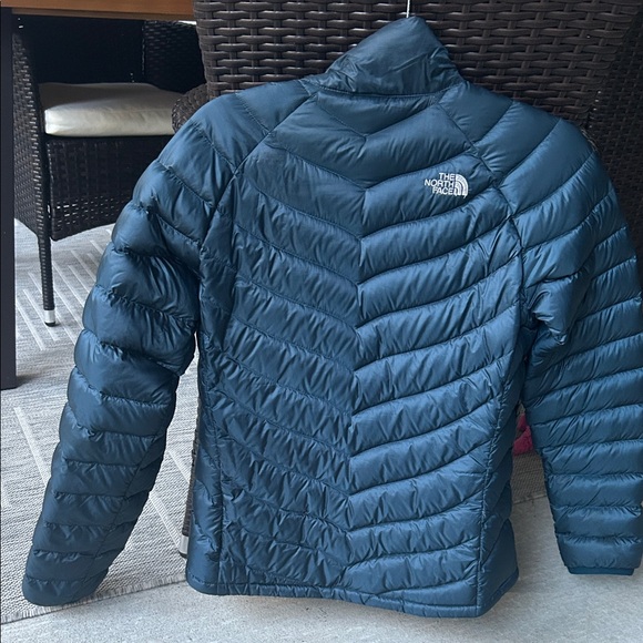The North Face Women's Puffer Jacket - Dark Blue - Picture 3 of 4